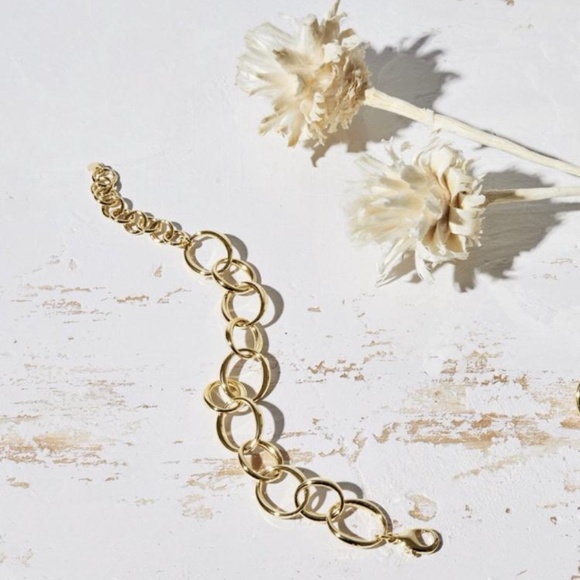 Oval Chain Bracelet - Picture 1 of 6